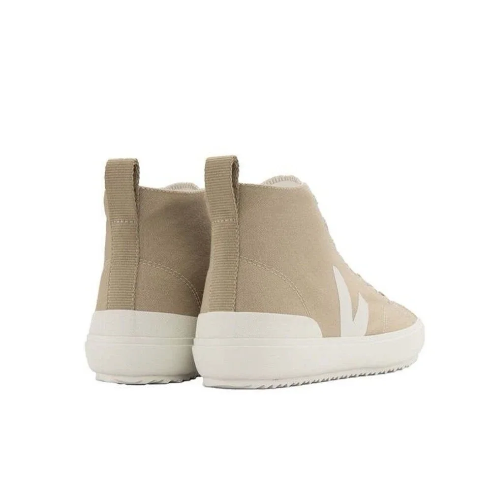 Veja size sneakers